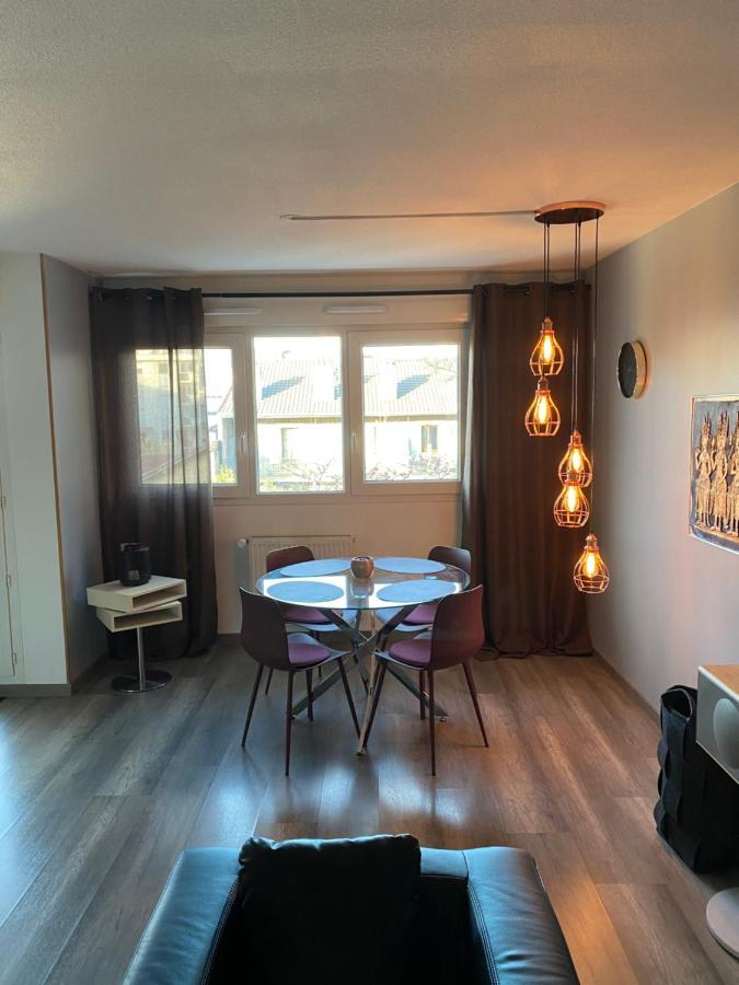 אנמסה Tichnich Appartement - 2 Bedrooms - 1 Min Away From Train Station מראה חיצוני תמונה